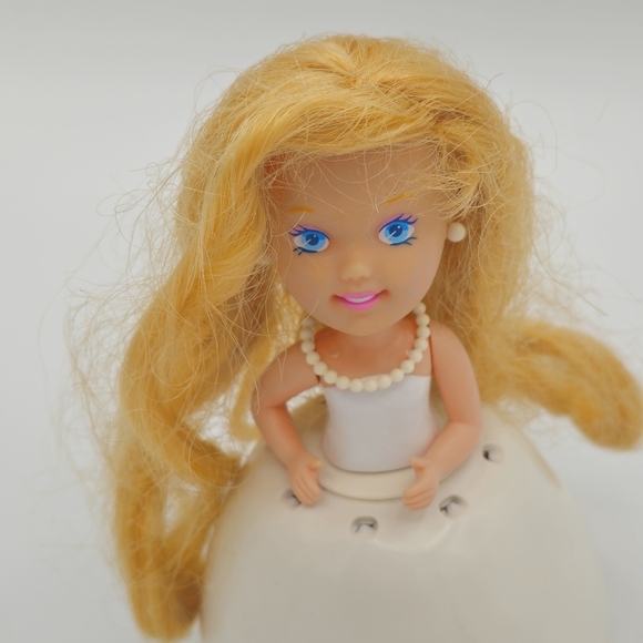 Vintage 1991 Kenner Tonka Bonnie Bride Parfait Cupcake Doll Princess - Picture 5 of 16